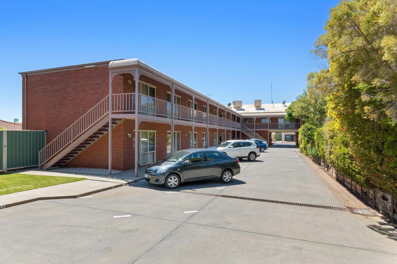 Burke And Wills Motor Inn Swan Hill Eksteriør bilde