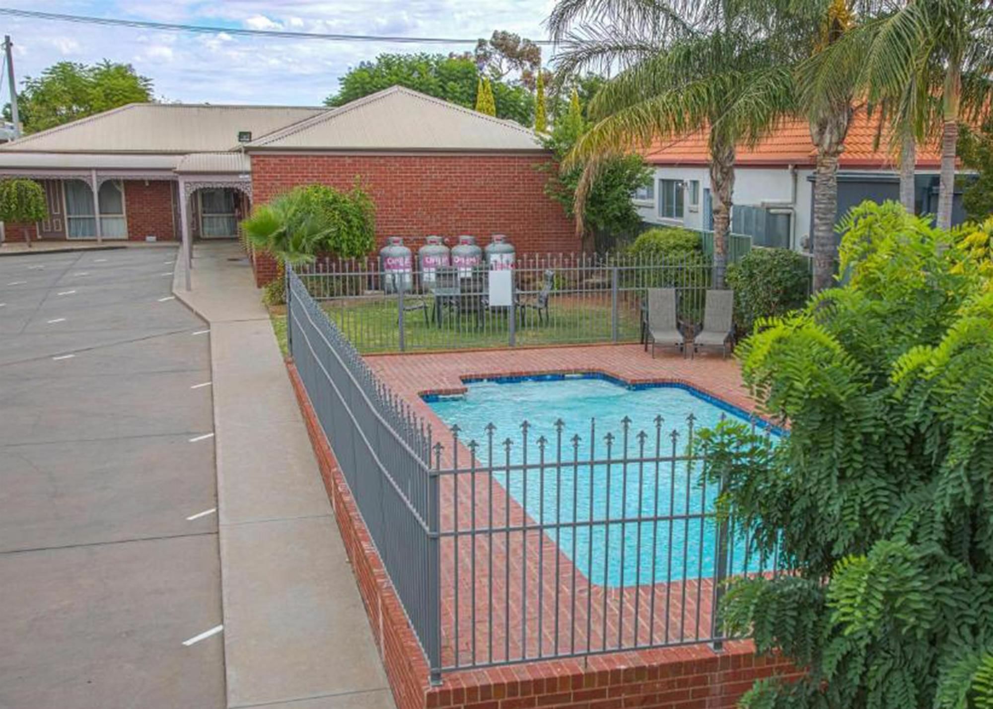 Burke And Wills Motor Inn Swan Hill Eksteriør bilde